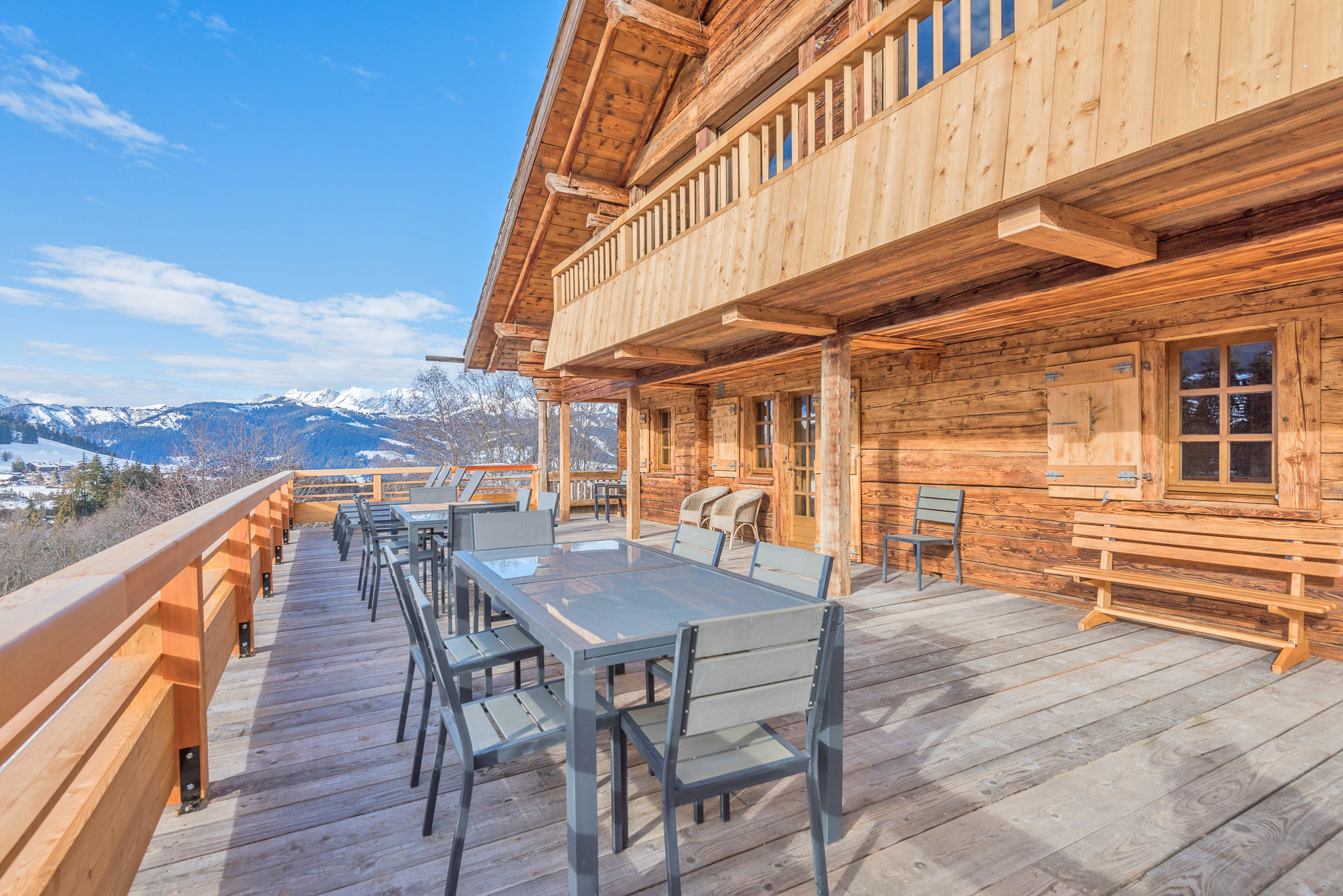 Dining table on the terrace